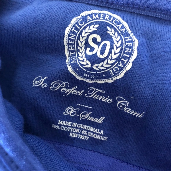 👑 three tank tops 👑 - Picture 3 of 4